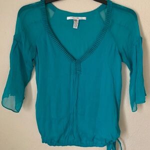Diane Von Furstenberg Blue Silk Blouse Size 2